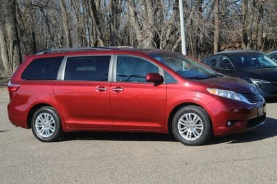 2016 Toyota Sienna