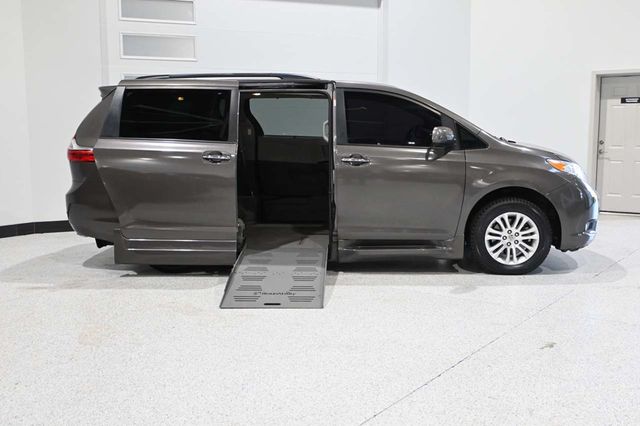 2016 Toyota Sienna XLE Mobility Handicap Van - 23043501 - 16