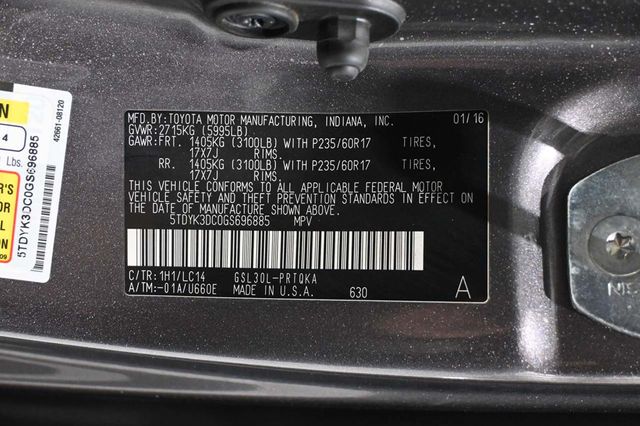 2016 Toyota Sienna XLE Mobility Handicap Van - 23043501 - 35