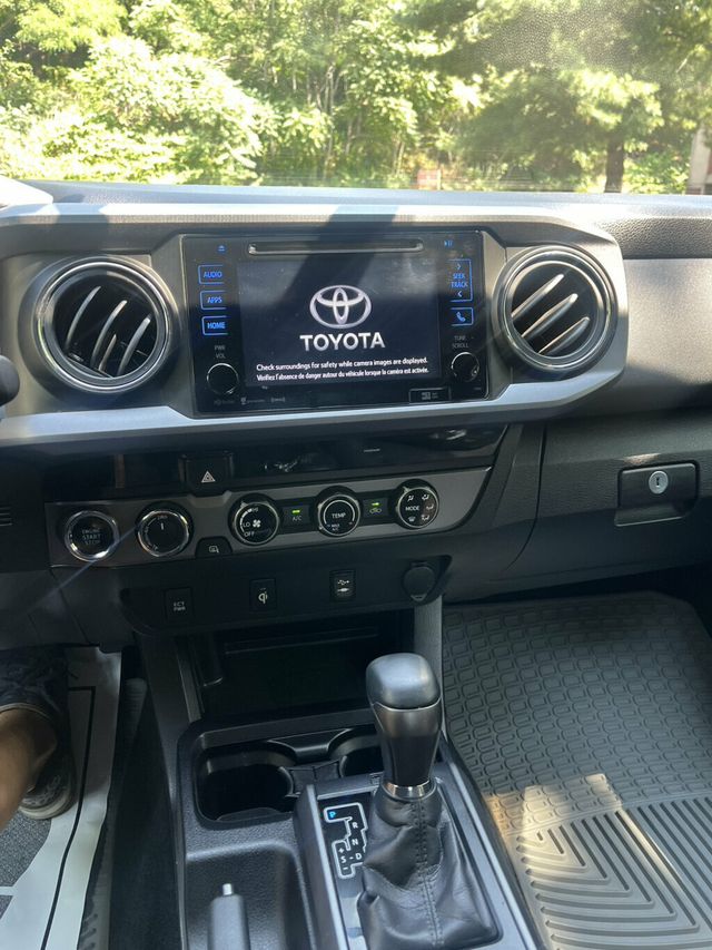 2016 Toyota Tacoma  - 23065738 - 9