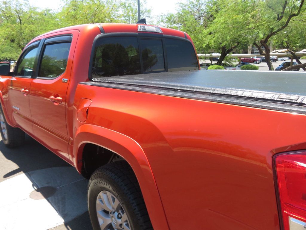 2016 Toyota Tacoma SR5 photo 7