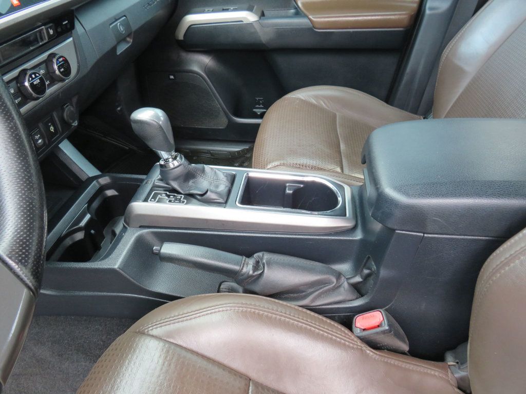 2016 Toyota Tacoma Limited Double Cab 4WD V6 Automatic - 22825459 - 9