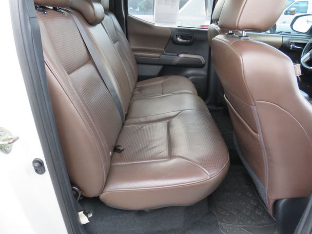 2016 Toyota Tacoma Limited Double Cab 4WD V6 Automatic - 22825459 - 17