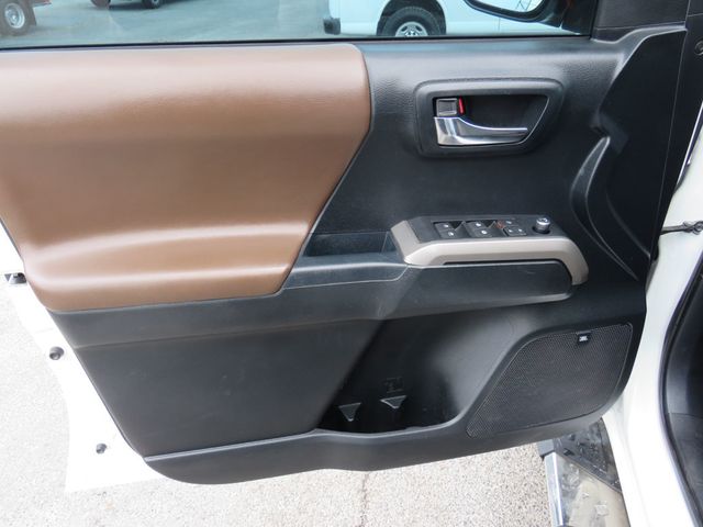 2016 Toyota Tacoma Limited Double Cab 4WD V6 Automatic - 22825459 - 6