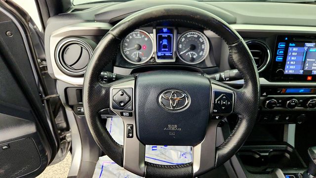 2016 Toyota Tacoma Limited Double Cab 4WD V6 Automatic w/ V6 Tow Package - 23019148 - 13