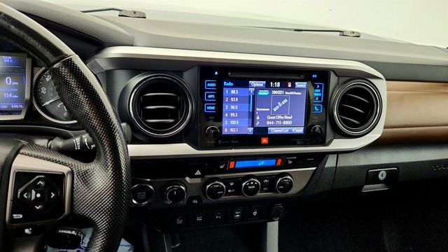 2016 Toyota Tacoma Limited Double Cab 4WD V6 Automatic w/ V6 Tow Package - 23019148 - 17