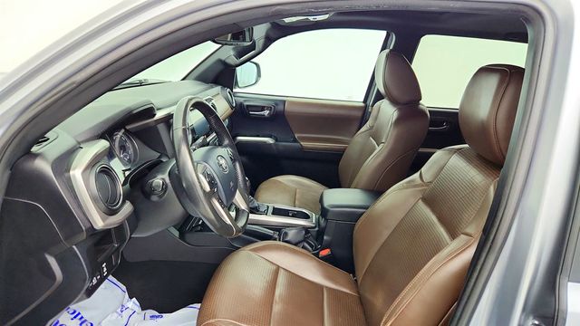 2016 Toyota Tacoma Limited Double Cab 4WD V6 Automatic w/ V6 Tow Package - 23019148 - 19