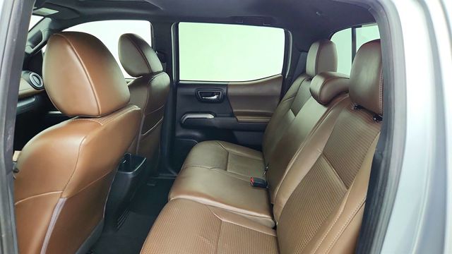 2016 Toyota Tacoma Limited Double Cab 4WD V6 Automatic w/ V6 Tow Package - 23019148 - 20