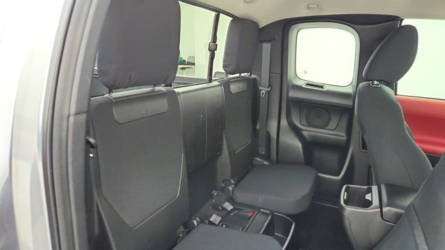 2016 Toyota Tacoma SR5 Access Cab 2WD I4 Automatic - 22983872 - 21