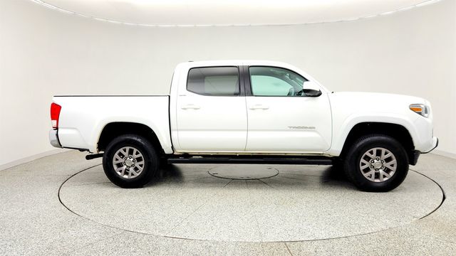 2016 Toyota Tacoma SR5 Double Cab 2WD V6 Automatic w/ Appearance Pkg & Towing Pkg - 23034729 - 3