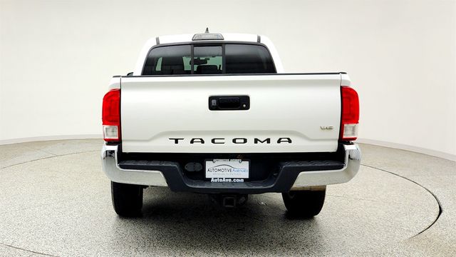 2016 Toyota Tacoma SR5 Double Cab 2WD V6 Automatic w/ Appearance Pkg & Towing Pkg - 23034729 - 5