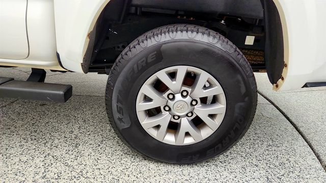 2016 Toyota Tacoma SR5 Double Cab 2WD V6 Automatic w/ Appearance Pkg & Towing Pkg - 23034729 - 8