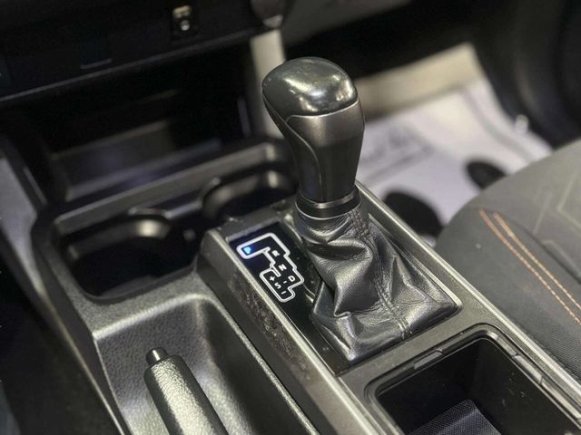 2016 Toyota Tacoma SR5 Double Cab 4WD LB V6 Automatic - 22985494 - 27