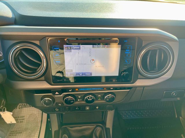 2016 Toyota Tacoma SR Double Cab 4WD V6 6-Speed Manual - 22941136 - 14