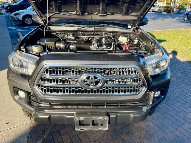 2016 Toyota Tacoma SR Double Cab 4WD V6 6-Speed Manual - 22941136 - 15
