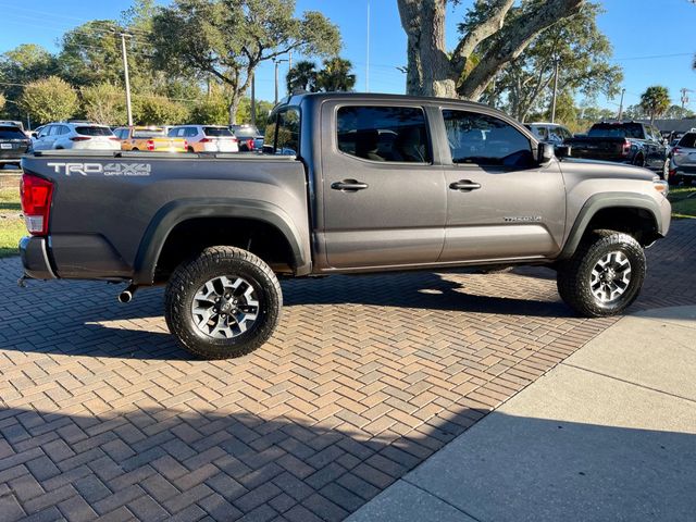 2016 Toyota Tacoma SR Double Cab 4WD V6 6-Speed Manual - 22941136 - 5