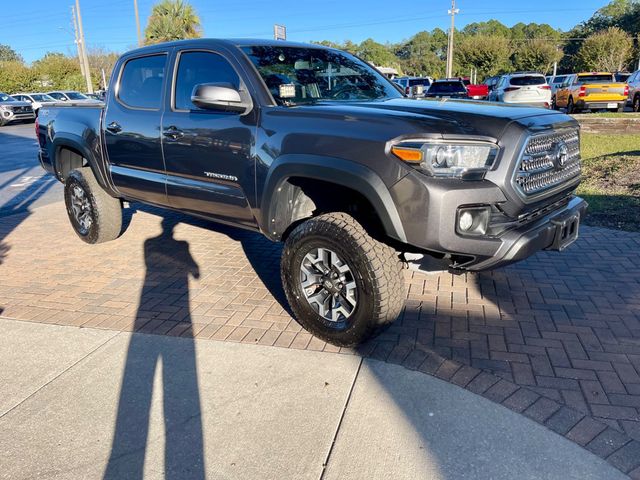 2016 Toyota Tacoma SR Double Cab 4WD V6 6-Speed Manual - 22941136 - 6