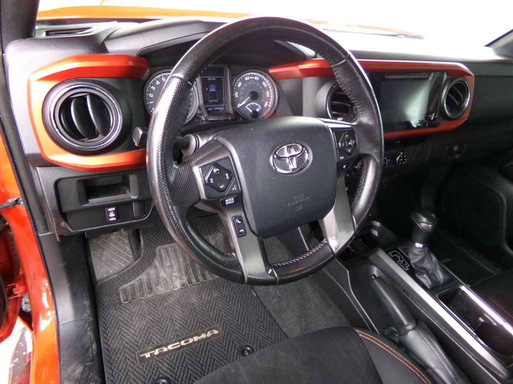 2016 Toyota Tacoma TRD Off-Road Access Cab 4WD V6 Automatic - 22995728 - 3