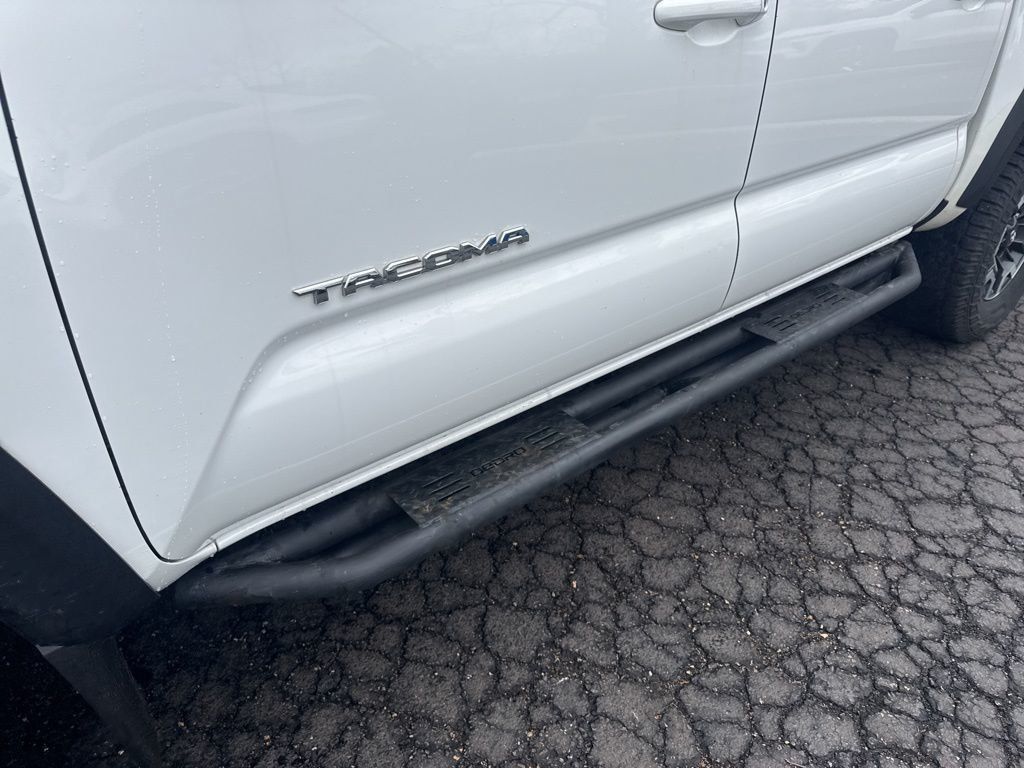 2016 Toyota Tacoma TRD Off-Road Double Cab 2WD V6 Automatic - 23008933 - 10