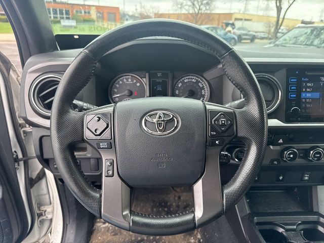 2016 Toyota Tacoma TRD Off-Road Double Cab 2WD V6 Automatic - 23008933 - 11