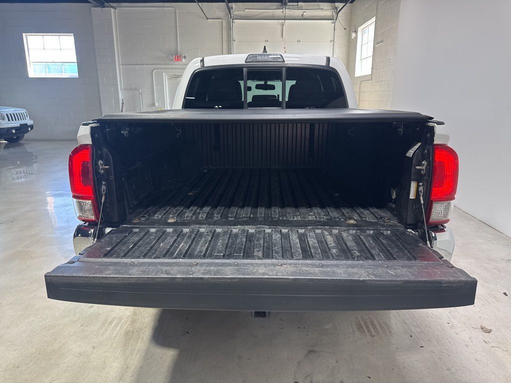 2016 Toyota Tacoma TRD Off-Road Double Cab 2WD V6 Automatic - 23008933 - 42