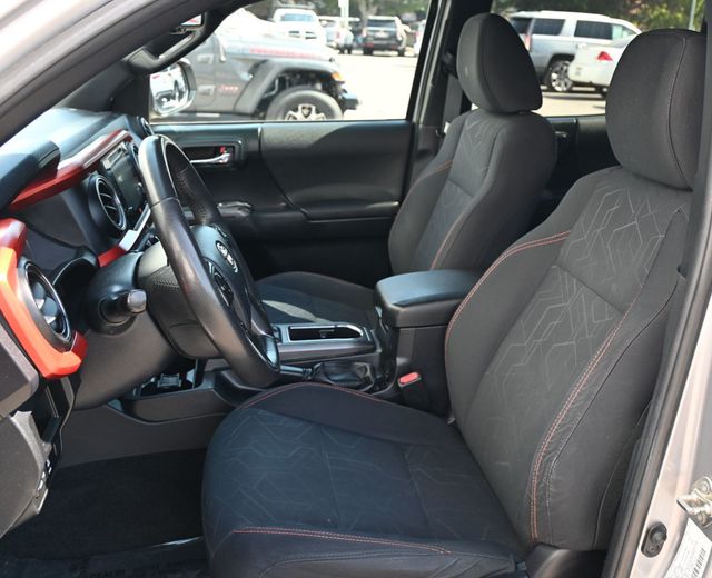 2016 Toyota Tacoma TRD Off-Road Double Cab Premium/Technology Package New Tires - 22990362 - 11