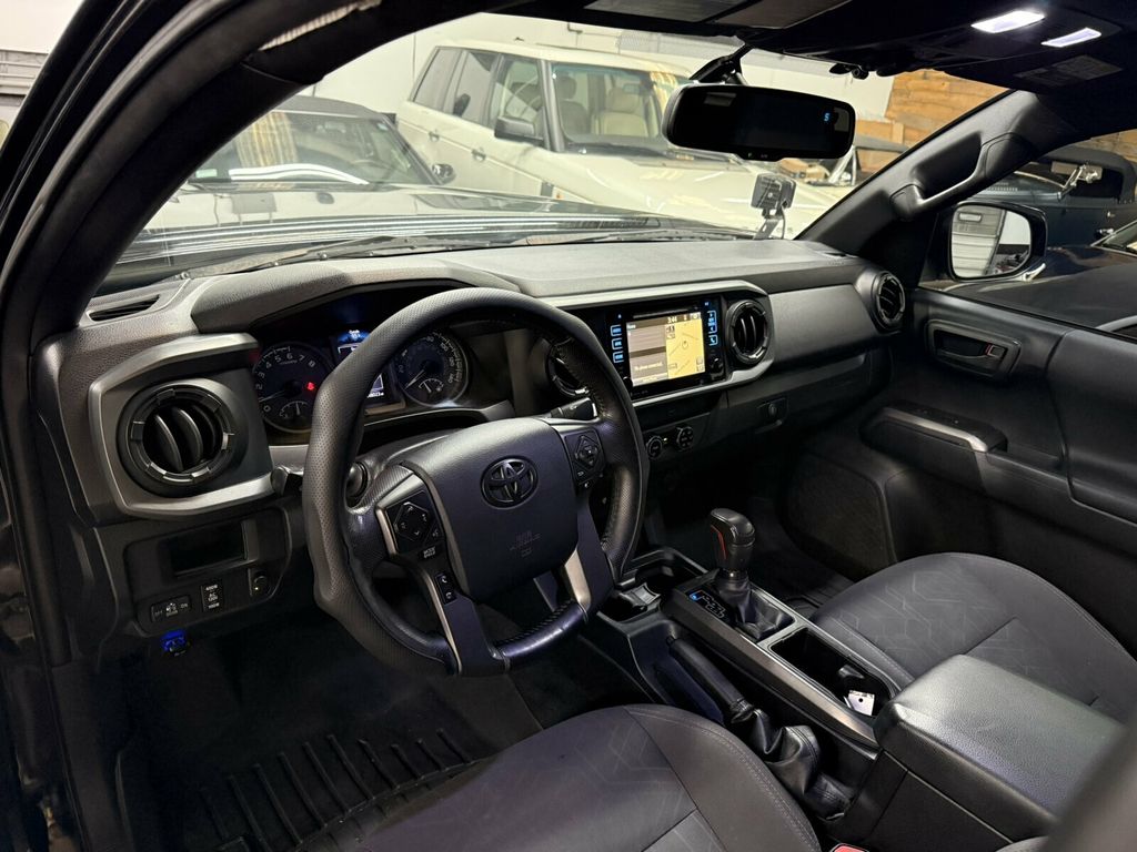 2016 Toyota Tacoma TRD Off-Road/Rough Country Lift/Rear Camera/4x4/Tow Pkg - 23079662 - 9