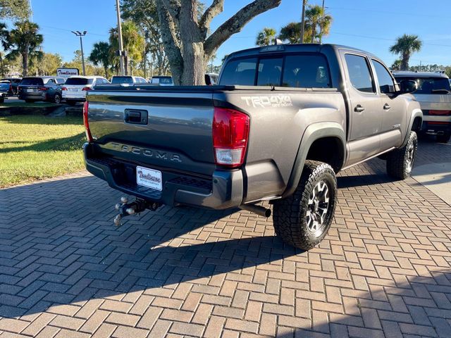 2016 Toyota Tacoma TRD OFF-ROAD WITH TRD-OFF ROAD, PREMIUM & TECH PACKAGE - 22941136 - 4