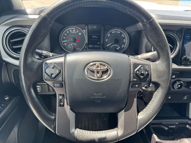 2016 Toyota Tacoma TRD Sport - 23029064 - 11