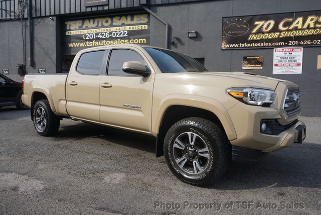 2016 Toyota Tacoma TRD Sport Double Cab 4WD LB V6 Automatic LONG BED - 23045685 - 8