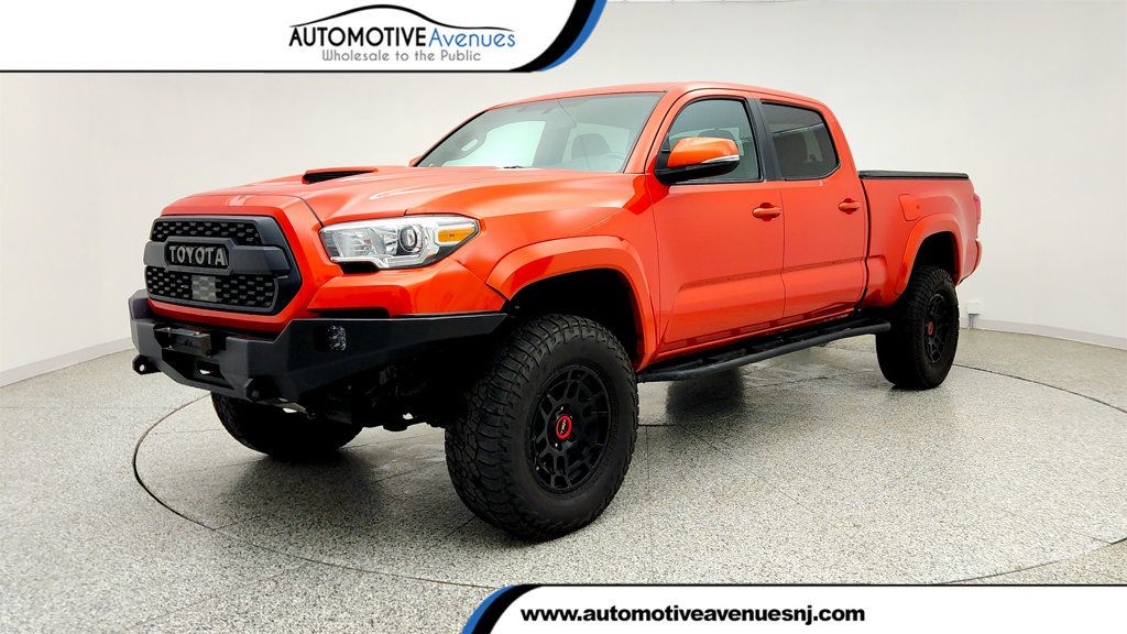 2016 Toyota Tacoma TRD Sport Double Cab 4WD LB V6 Automatic w/ Tow Package - 23026771 | Video 1