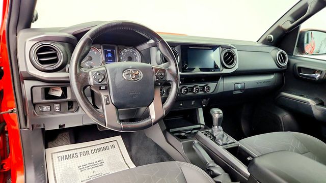 2016 Toyota Tacoma TRD Sport Double Cab 4WD LB V6 Automatic w/ Tow Package - 23026771 - 11