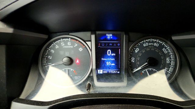 2016 Toyota Tacoma TRD Sport Double Cab 4WD LB V6 Automatic w/ Tow Package - 23026771 - 13