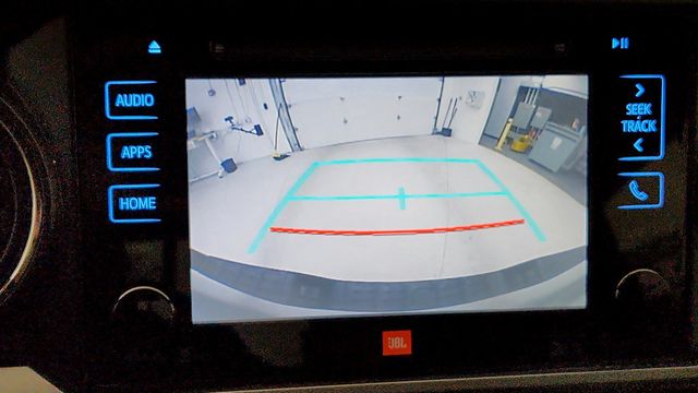 2016 Toyota Tacoma TRD Sport Double Cab 4WD V6 Automatic w/ Premium & Tech. Package - 22947429 - 17