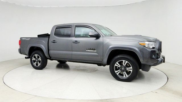 2016 Toyota Tacoma TRD Sport Double Cab 4WD V6 Automatic w/ Premium & Tech. Package - 22947429 - 2