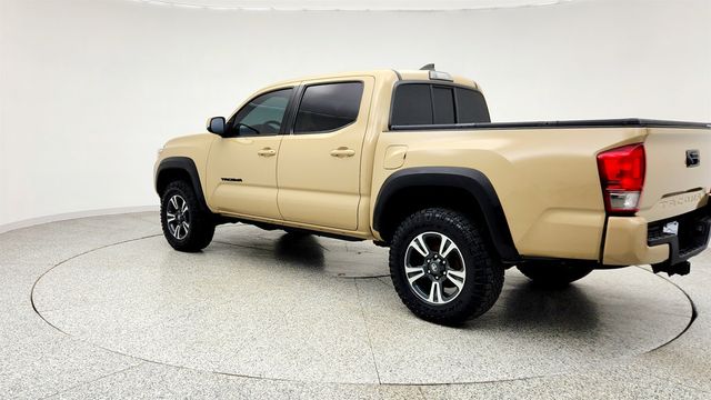 2016 Toyota Tacoma TRD Sport Double Cab 4WD V6 Manual - 23010083 - 6