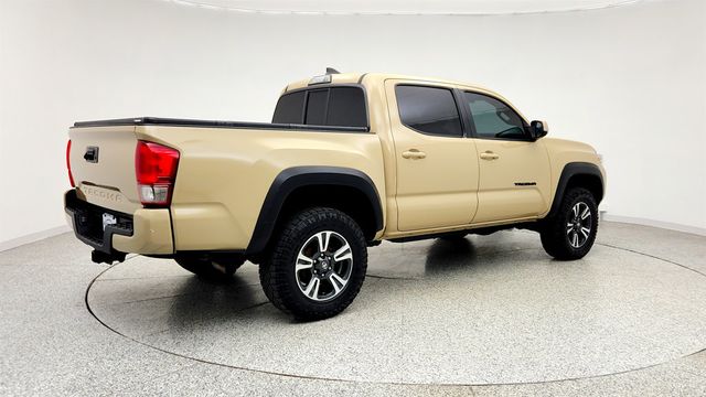 2016 Toyota Tacoma TRD Sport Double Cab 4WD V6 Manual w/ Towing Package - 23010083 - 4