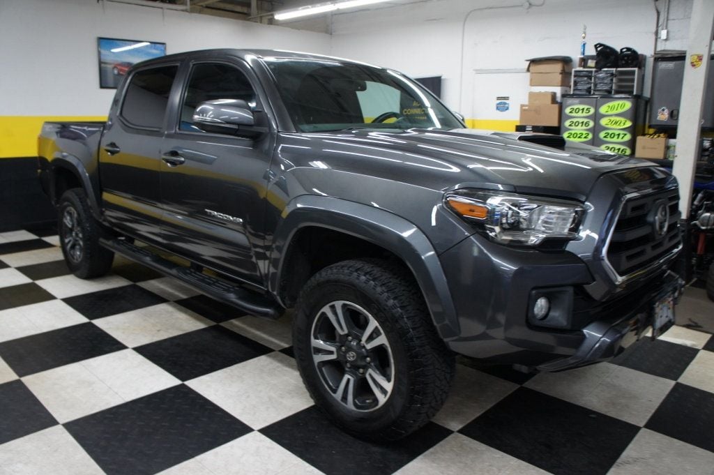 2016 Toyota Tacoma TRD Sport Double Cab V6 - 22663439 - 1