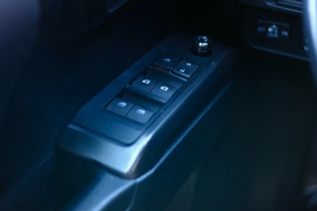 2016 Toyota Tacoma TRD SPORT DOUBLE CAB W/ NAVIGATION, PUSH/START - 22984982 - 19