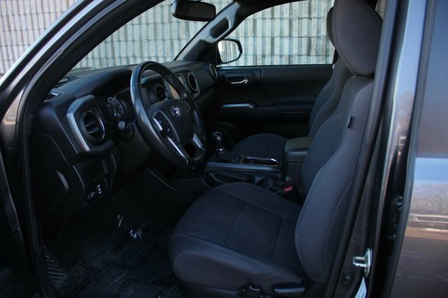 2016 Toyota Tacoma TRD SPORT DOUBLE CAB W/ NAVIGATION, PUSH/START - 22984982 - 22