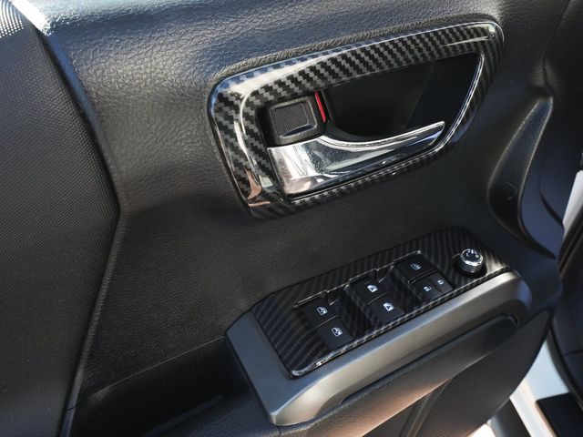2016 Toyota Tacoma TRD Sport V6 - 23089713 - 11