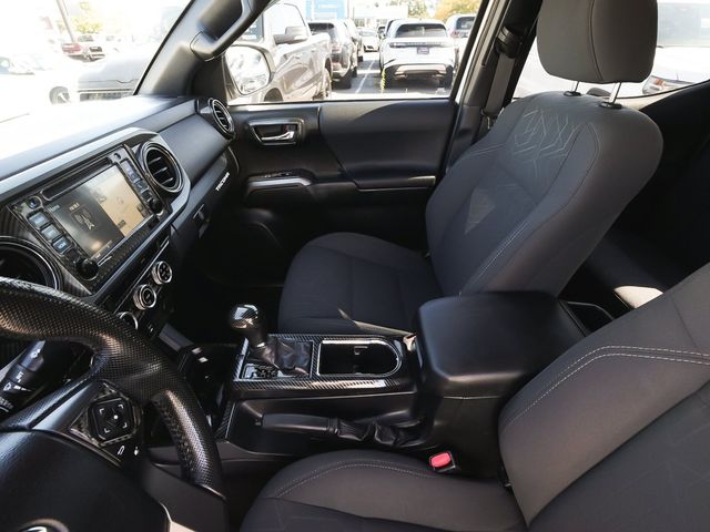 2016 Toyota Tacoma TRD Sport V6 - 23089713 - 29