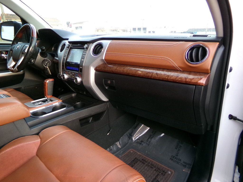 2016 Toyota Tundra 1794 Edition CrewMax 5.7L V8 FFV 4WD 6-Speed Automatic - 22982863 - 15