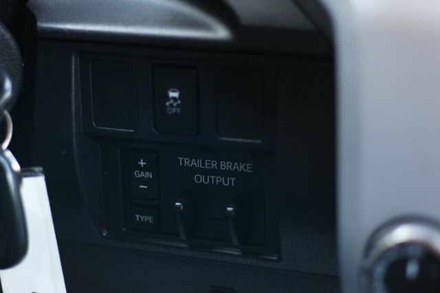 2016 Toyota Tundra NOT ACTUAL MILES 4X4 SR5 CREWMAX 5.7L V8  - 23017578 - 28
