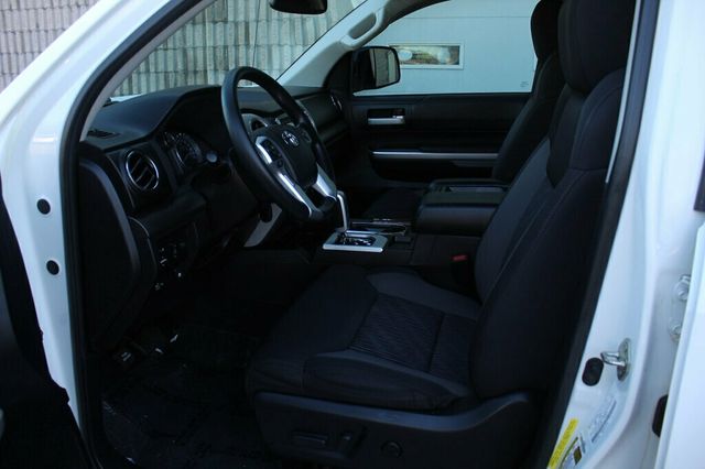 2016 Toyota Tundra ONE OWNER CREWMAX SR5 W/ PREMIUM AUDIO - 22936813 - 24