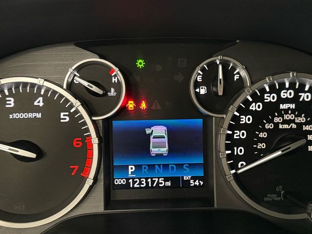 2016 Toyota Tundra SR5 CrewMax 5.7L V8 4WD 6-Speed Automatic - 22991975 - 17