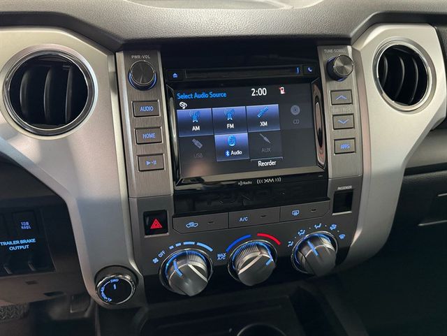 2016 Toyota Tundra SR5 CrewMax 5.7L V8 4WD 6-Speed Automatic - 22991975 - 18