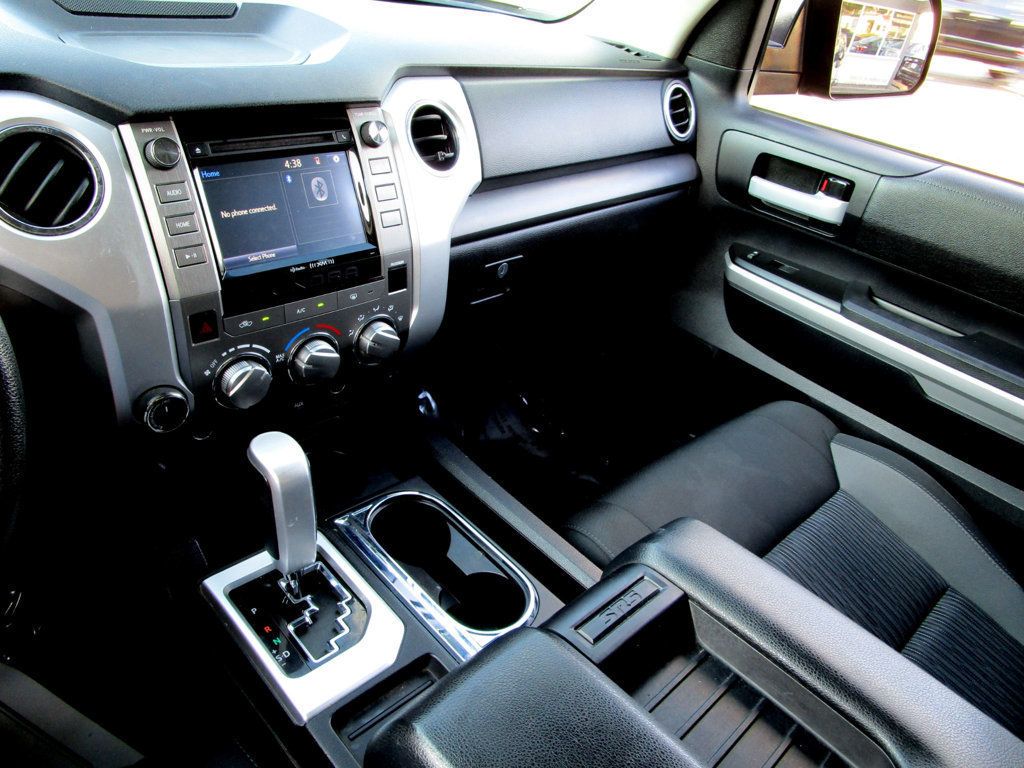 2016 Toyota Tundra SR5 CrewMax 5.7L V8 FFV 4WD 6-Speed Automatic - 22920280 - 22