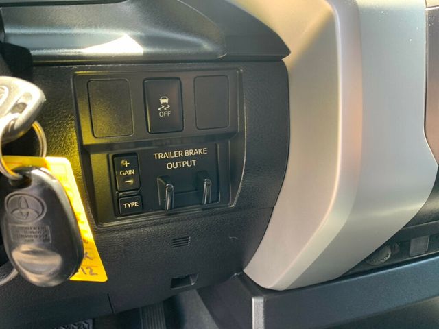 2016 Toyota Tundra SR5 CrewMax 5.7L V8 FFV 6-Speed Automatic - 23041120 - 27