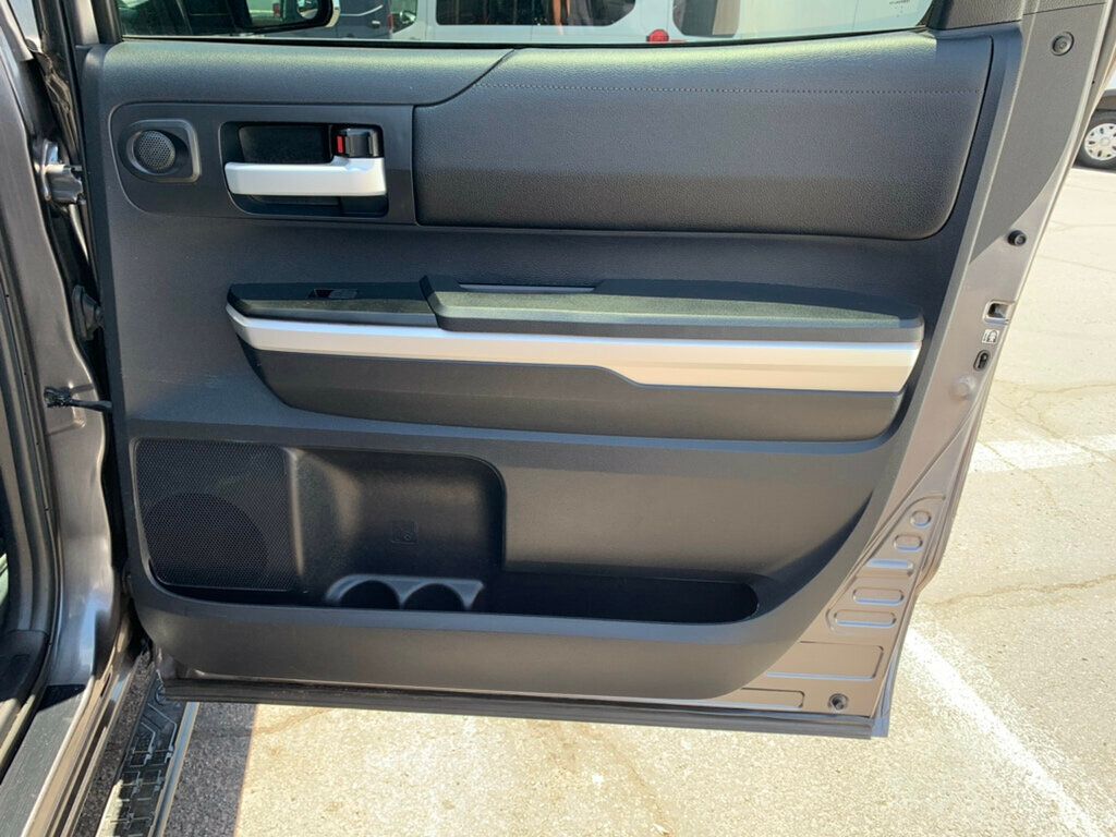 2016 Toyota Tundra SR5 CrewMax 5.7L V8 FFV 6-Speed Automatic - 23041120 - 39